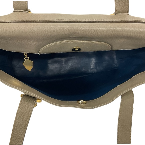 Vintage Gucci Shoulder Handbag - Picture 10 of 16